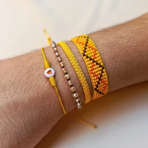 Combo-telar-pulsera-tejida-macrame-mostacilla-amarillo-principal