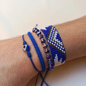 Combo-telar-pulsera-tejida-macrame-mostacilla-azulblanco-principal