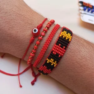 Combo-telar-pulsera-tejida-macrame-mostacilla-rojo-y-amarillo-y-negro-principal