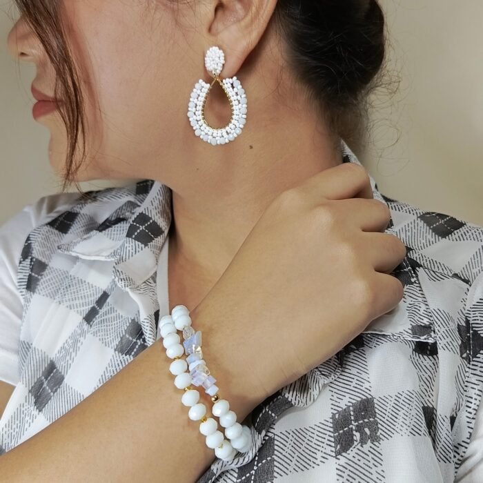 Exclusivo combo Pulseras + Aretes con Murano y Piedras Naturales Versión Blanco ovalados