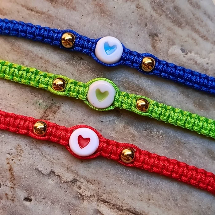 pulseras-para-compartir-pareja-triple-azul-verde-rojo-corazones-balines