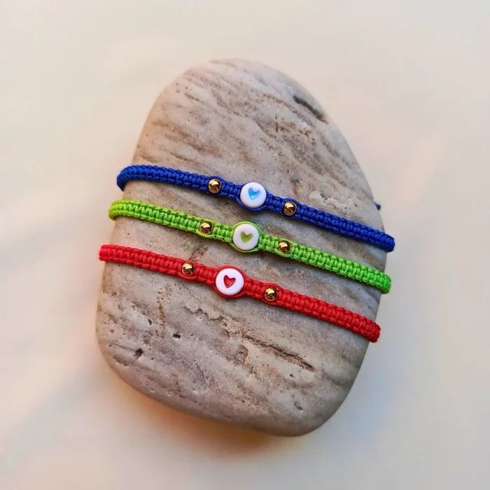 pulseras-para-compartir-pareja-triple-azul-verde-rojo-corazones