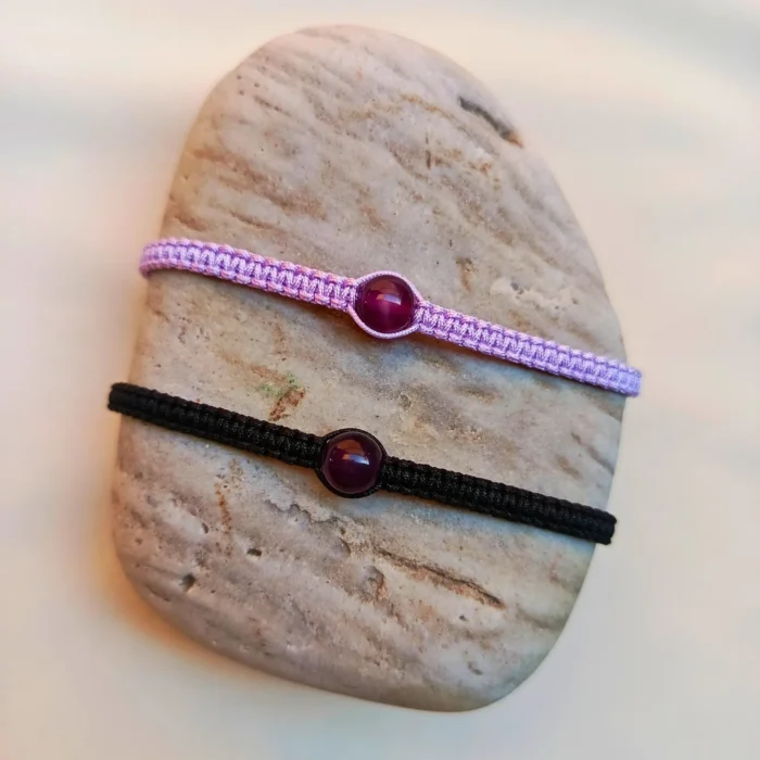 pulseras-parejas-para-compartir-negro-con-morado-agatar